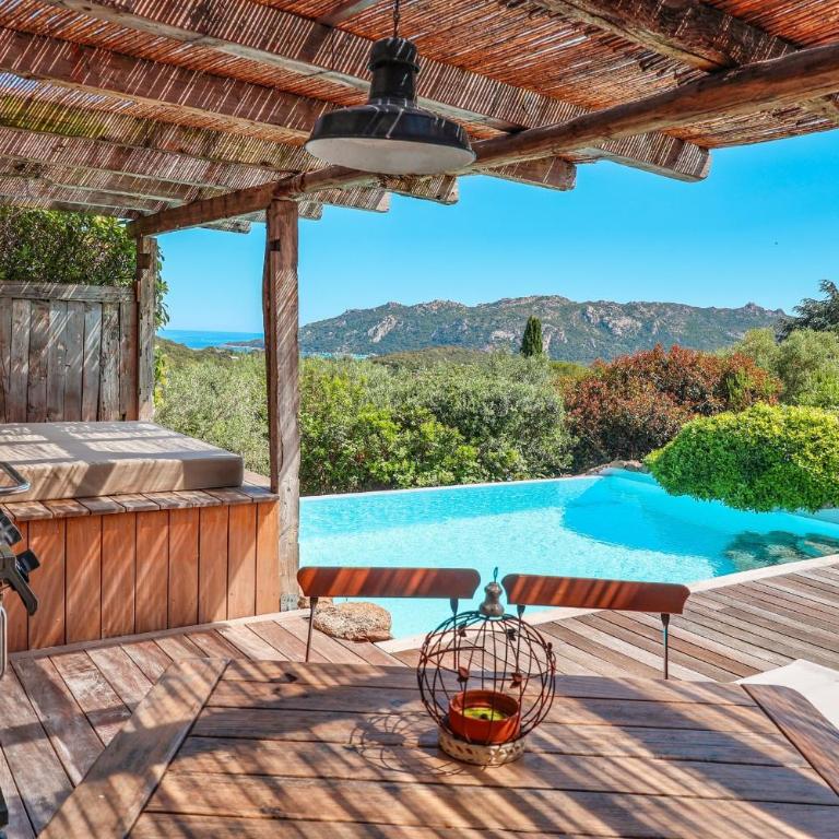 Casa Sarralonga Di Porto-Vecchio - Villa - Vue sur Mer - 1
