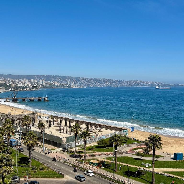 Spacious apartment facing the beach and San Martin - Apartment - 12