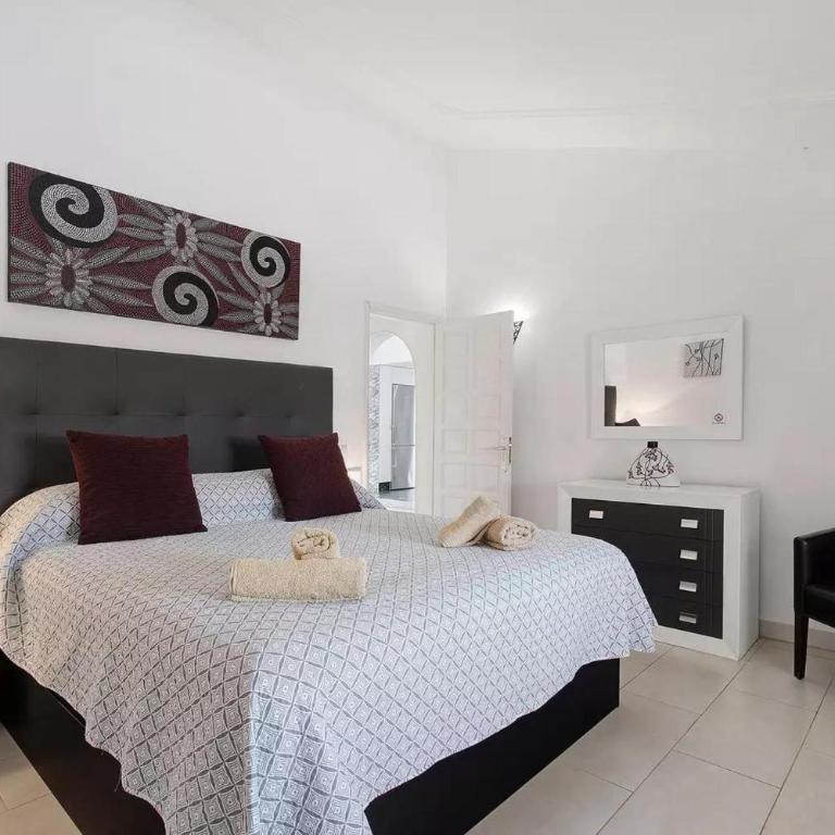 VILLA MALPAS Exceptional 3 Bed Villa - Sleeps 6 - Pool - HotTub- Parking - Villa de 1 dormitorio - 20