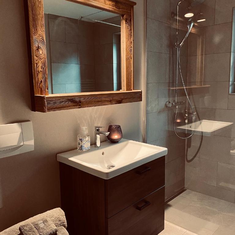 Chalet Bull Zermatt - Apartamento de 1 dormitorio con balcón y vistas a la montaña - 26