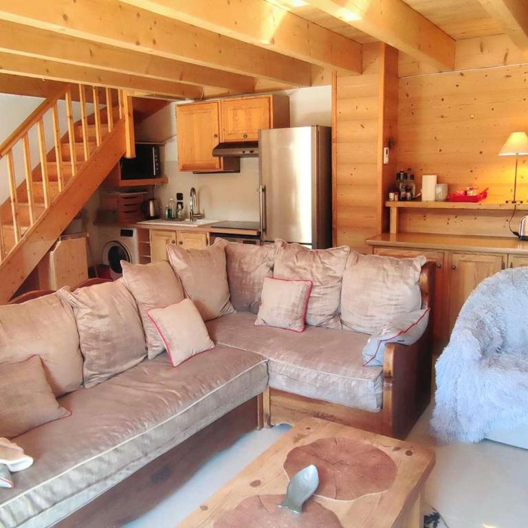 Chalet haut de gamme à Isola 2000, proximité pistes, 6 couchages, Wi-Fi inclus - Chalet 2 Chambres - 1