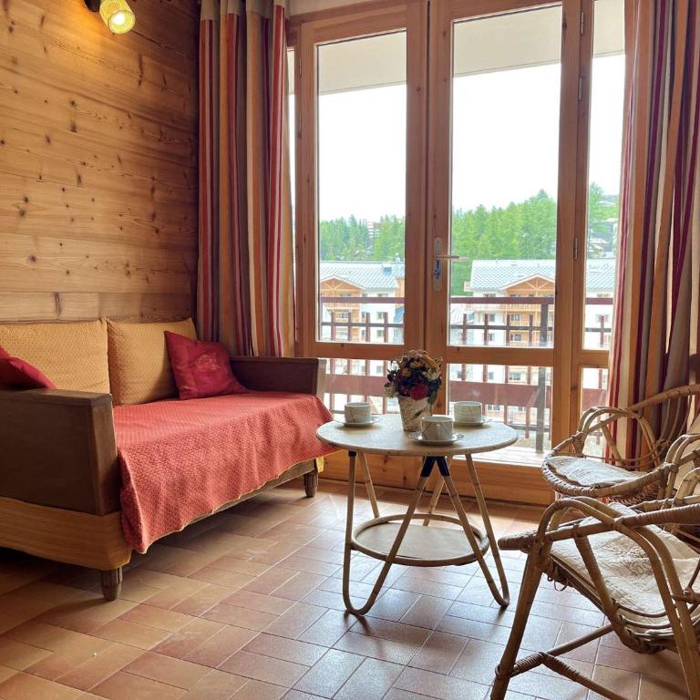 Studio confortable à Vars, 4 couchages, à 100m des pistes, proche commerces, parfait pour vacances - FR-1-330B-195 - Appartamento - 4