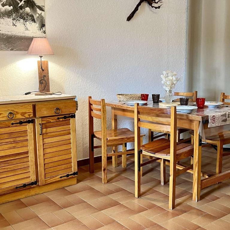 Studio confortable à Vars, 4 couchages, à 100m des pistes, proche commerces, parfait pour vacances - FR-1-330B-195 - Appartamento - 11