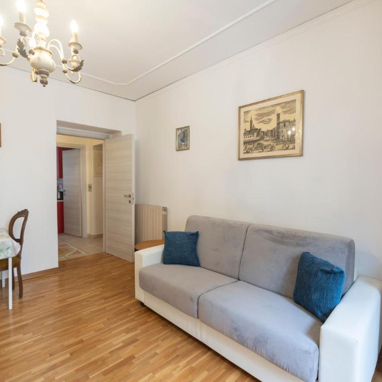 Splendido Trilocale a 400m dalla Stazione Centrale - Appartamento con 3 Camere da Letto - 20