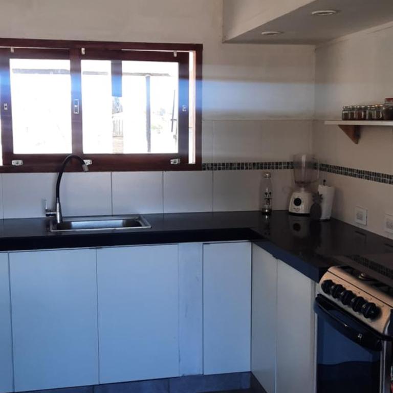 Casa vacacional con pileta y quincho - El Mollar - Casa con 1 dormitorio - 24