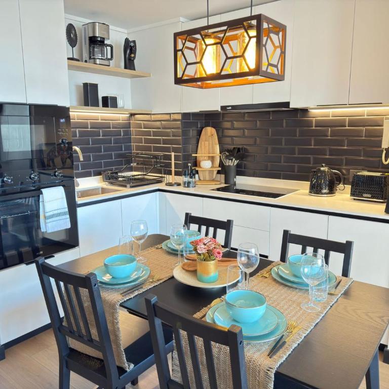 HOM I Metro I Cowork I Parking I Barrio Italia - Apartment - 13
