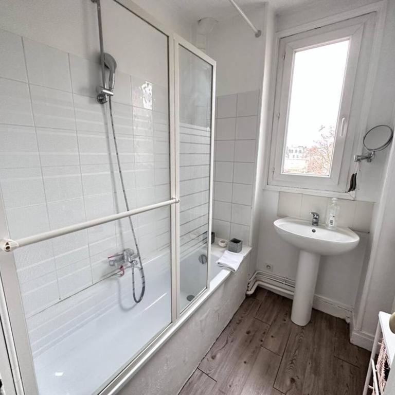 Reims authentique - entre hôtel de ville et forum - Appartamento con 3 Camere da Letto - 35