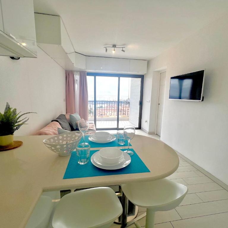 Apartamentos Achacay Sun & Sea Apartament - Los Cristianos - Apartamento de 2 dormitorios con vistas al mar - 24