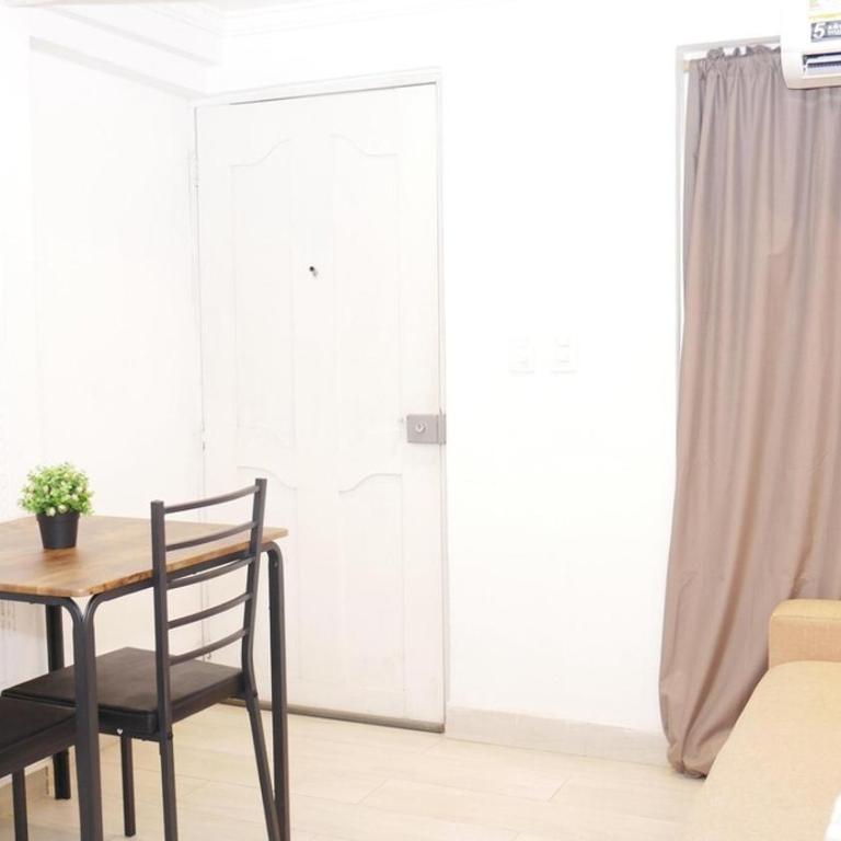 Beachfront building-Workspace, Cozy & Affordable! - One-Bedroom Apartment - 4