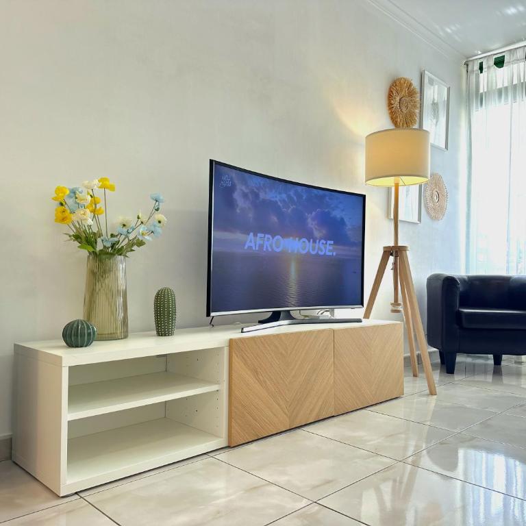 Las Olas DM cozy 2-bedrooms apartment - Two-Bedroom Apartment - 5
