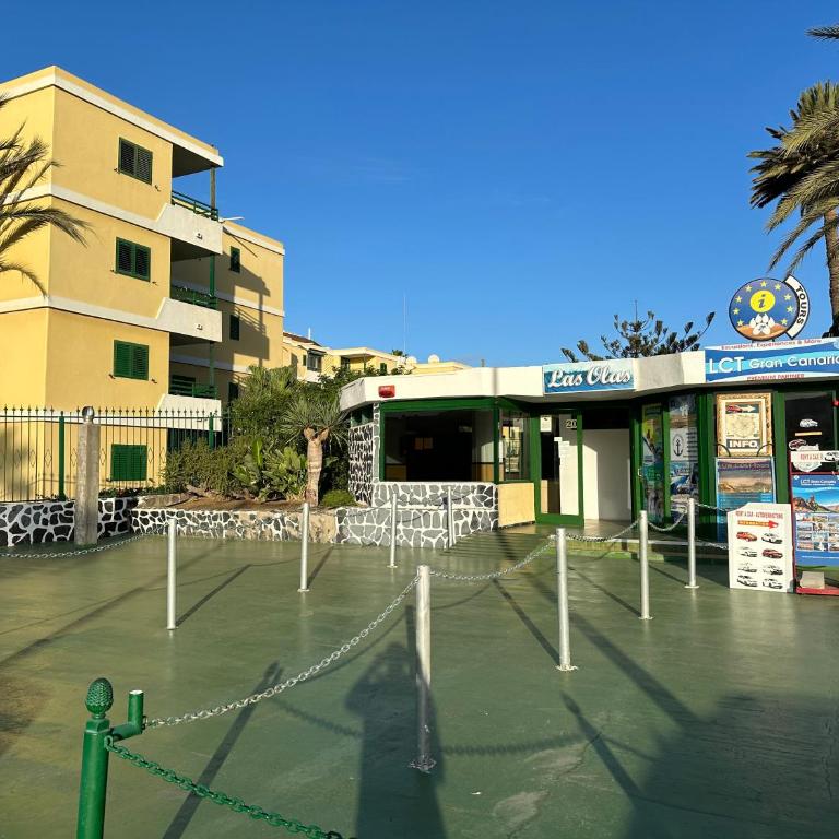 Las Olas DM cozy 2-bedrooms apartment - Two-Bedroom Apartment - 35