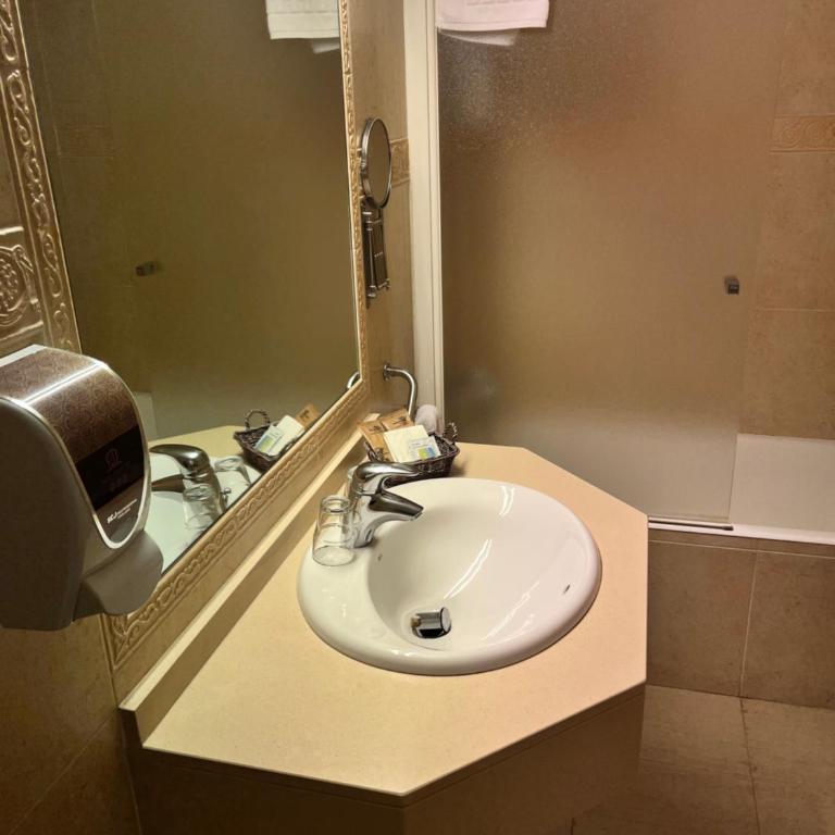 Petit Hotel - Chambre Double - 6