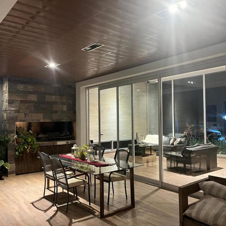 Casa en cañuelas country - Casa de 3 dormitorios - 4