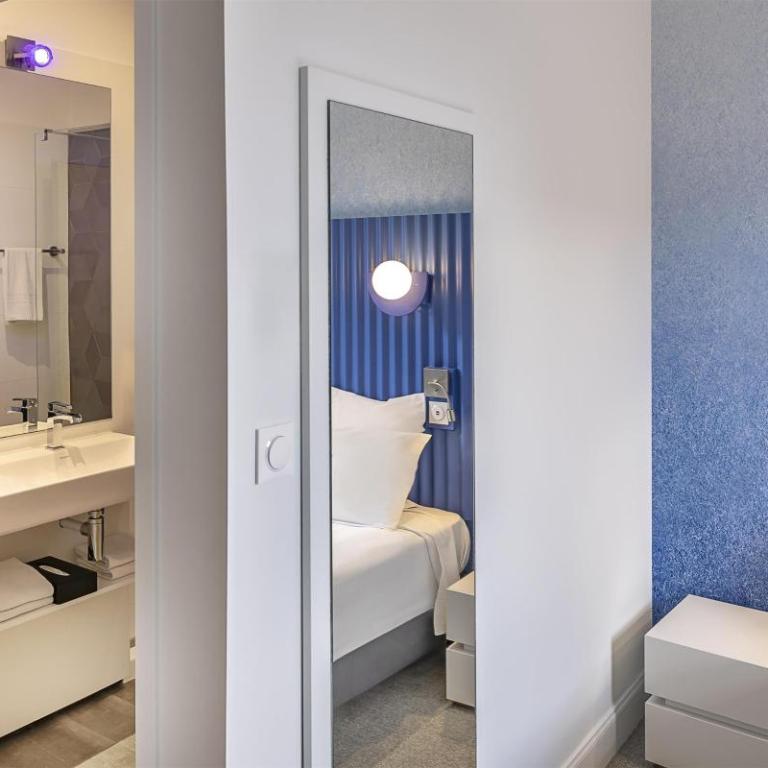 Best Western Plus Poitiers Centre Le Grand Hotel - Chambre Lit Queen-Size Standard - Non-Fumeurs - 10