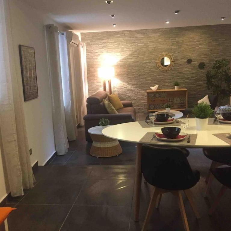 Maison chaleureuse, centre ancien, grande terrasse - Appartamento con 3 Camere da Letto - 5
