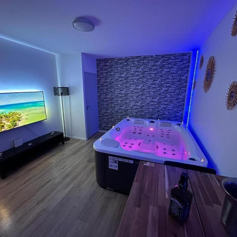 Priv8Spa New Love Room Jacuzzi Privée - Appartement 1 Chambre - 2