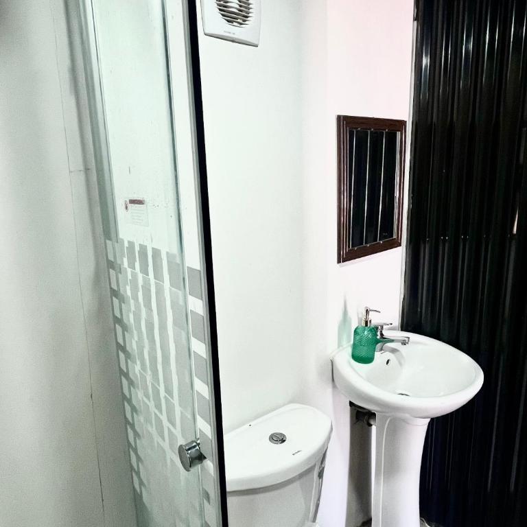 Hostal Puerto Barista - Habitación Doble con patio - 3