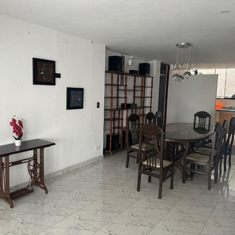 Casa de Stephano - Three-Bedroom Deluxe Apartment - 7