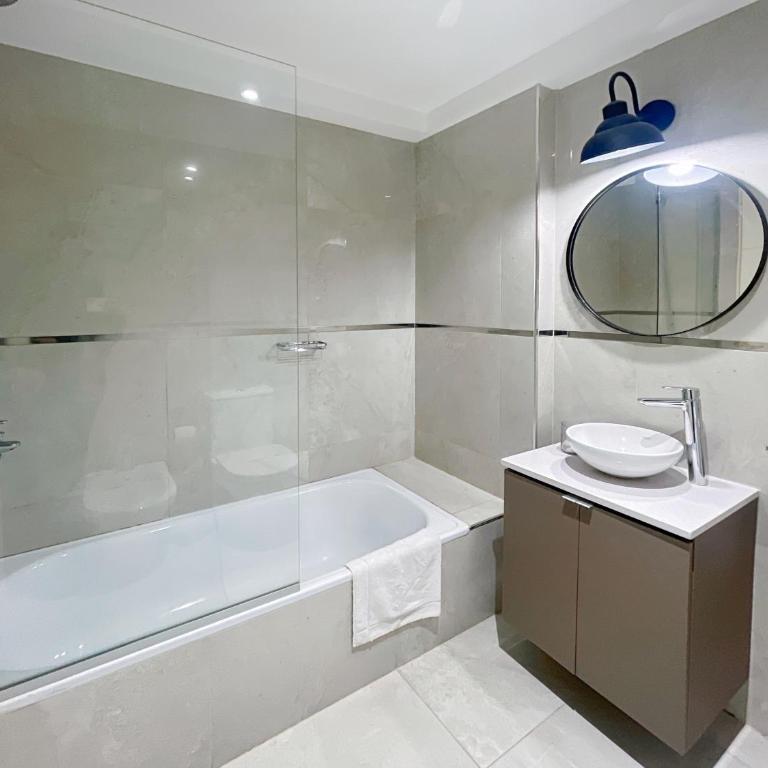 Ayres Suites Moreno - Estudio con 1 cama grande - 27