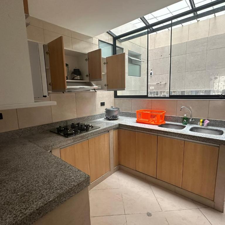 Casa de Stephano - Three-Bedroom Deluxe Apartment - 8