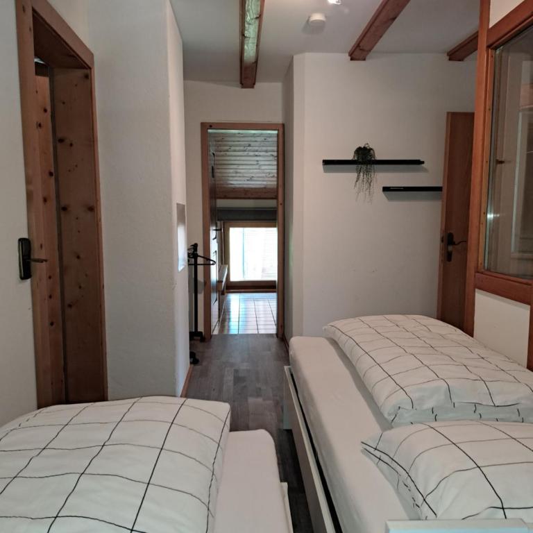 atHOME Appartements - Apartment mit 3 Schlafzimmern und Bergblick - 39