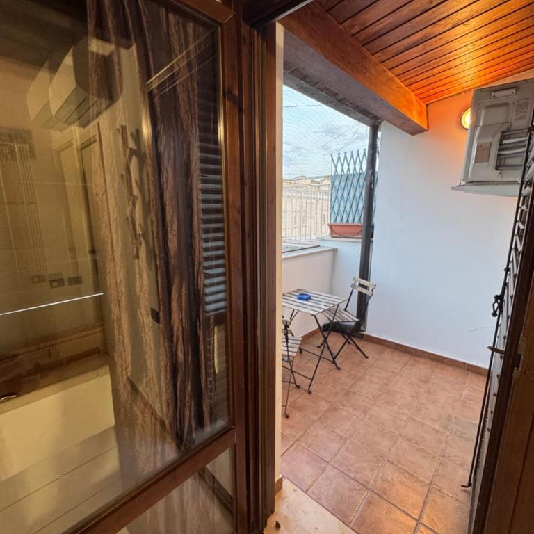 Holiday Properties Matera Ridola Rooms - Appartamento su 2 Livelli - 8