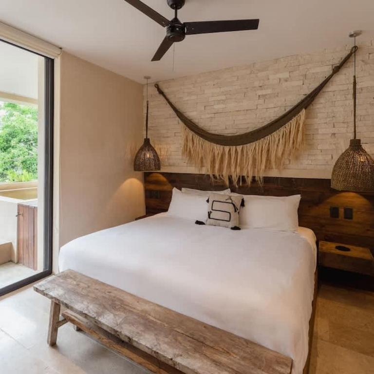 Deja Vu - Stylish 2BR Luxury Apartment with Private Pool - Apartment - 17