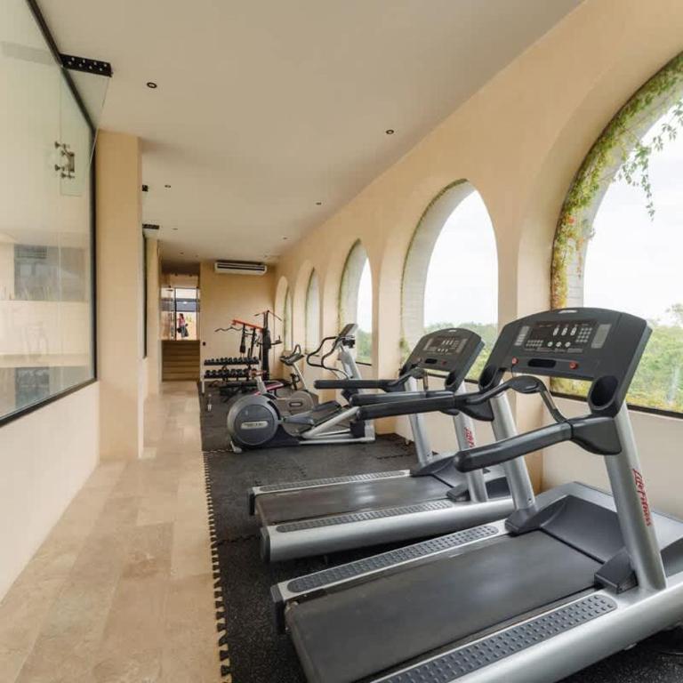 Deja Vu - Stylish 2BR Luxury Apartment with Private Pool - Apartment - 22