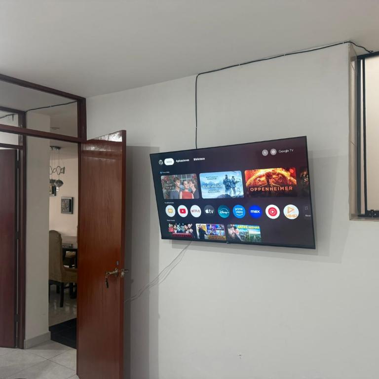 Casa de Stephano - Three-Bedroom Deluxe Apartment - 15