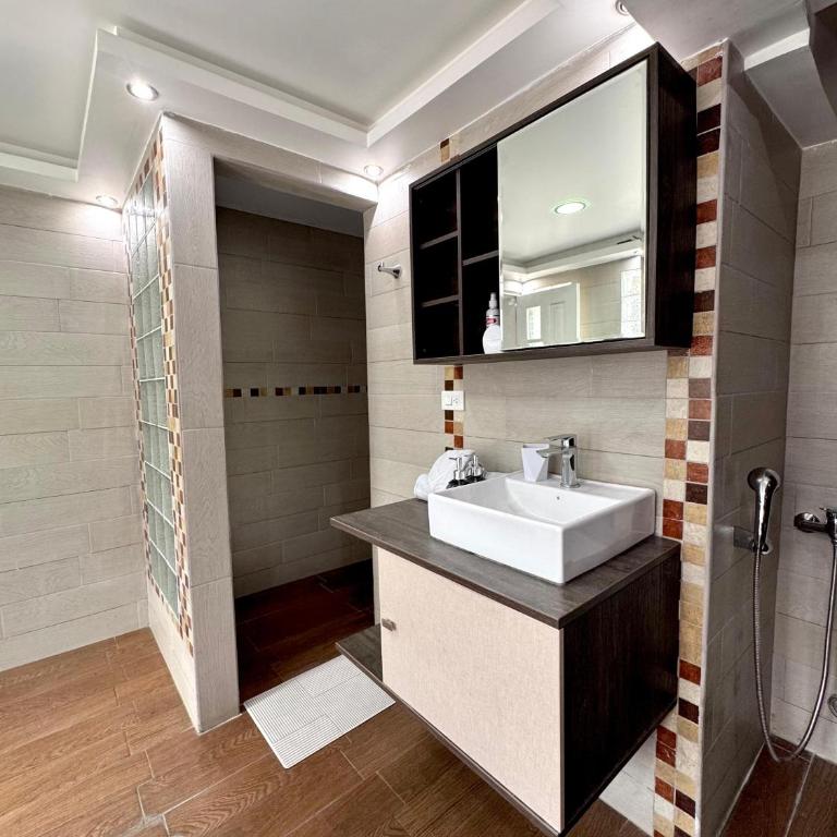 Casa familiar en centro de Quito - Casa de 3 dormitorios - 16