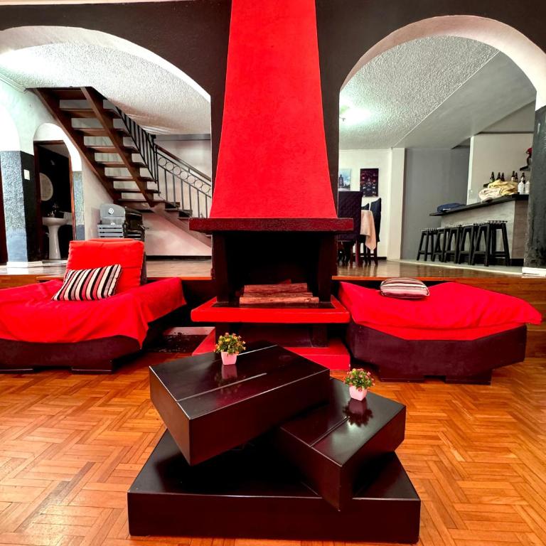 Casa familiar en centro de Quito - Casa de 3 dormitorios - 1