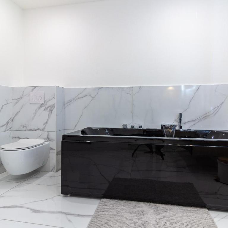 Siloé - Balnéo - Stationnement gratuit dans la rue- Gare 10 min à pied - Apartment mit 1 Schlafzimmer - 6