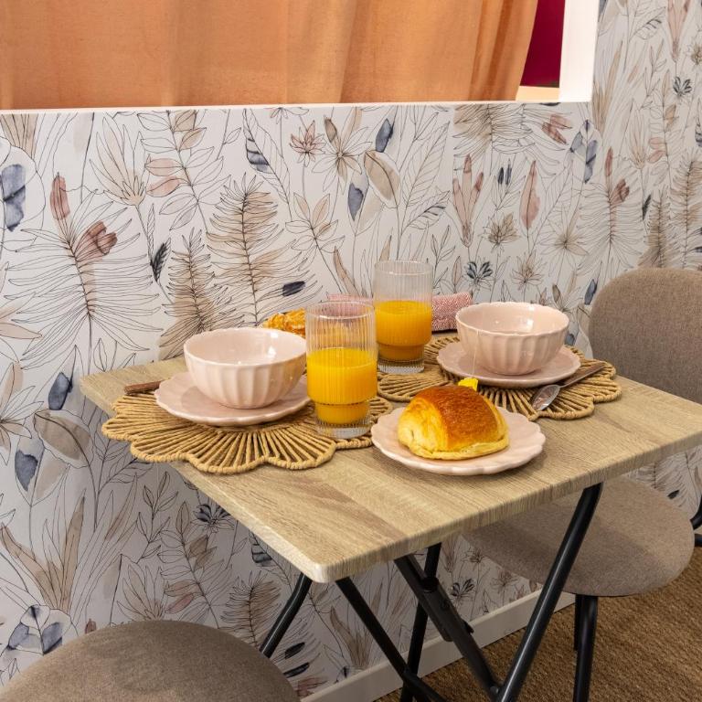 Siloé - Balnéo - Stationnement gratuit dans la rue- Gare 10 min à pied - Apartment mit 1 Schlafzimmer - 9