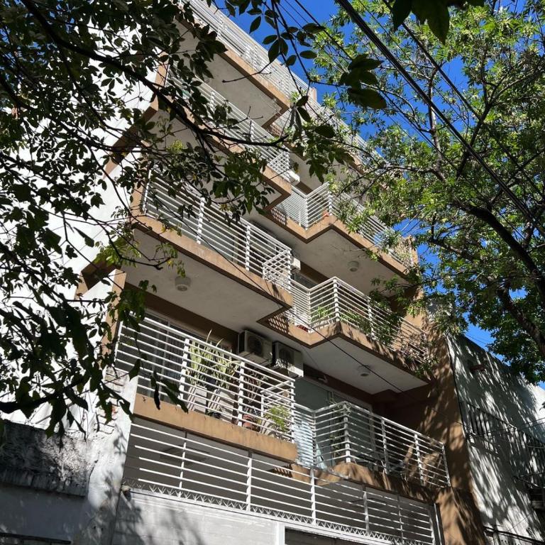 Bright apartment, excellent location - One-Bedroom Apartment - 4