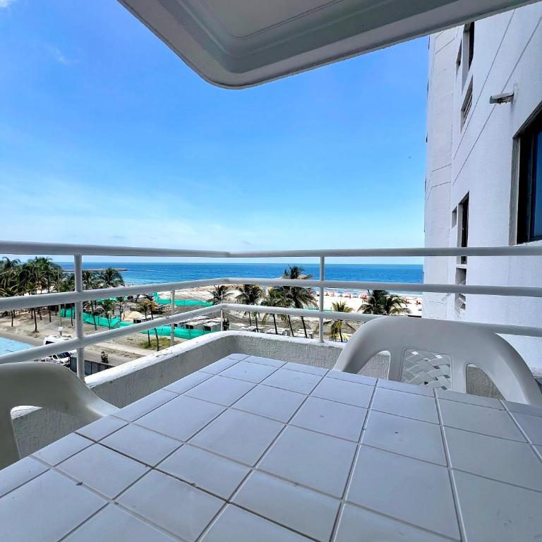 Apartamento frente al mar - Two-Bedroom Apartment - 12