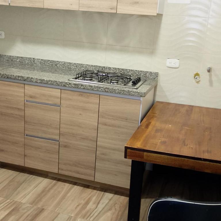 APARTAESTUDIOS BIEN UBICADOS en CORFERIAS CERCA EMBAJADA - G 12 - Habitación Cuádruple Económica - 4