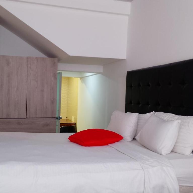 APARTAESTUDIOS BIEN UBICADOS en CORFERIAS CERCA EMBAJADA - G 12 - Habitación Cuádruple Económica - 3