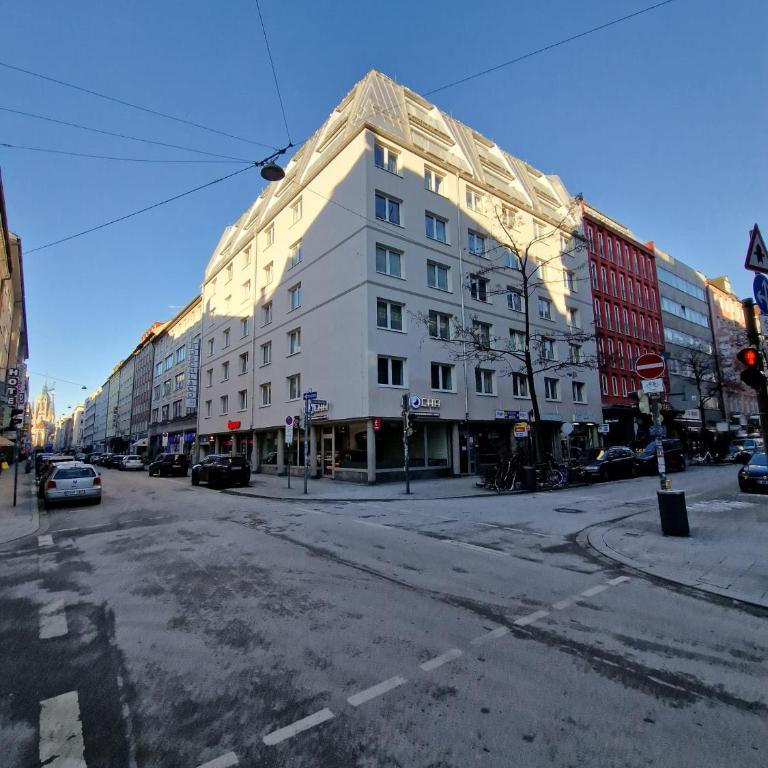 Modern City Apartment 3 - One-Bedroom Apartment - 4