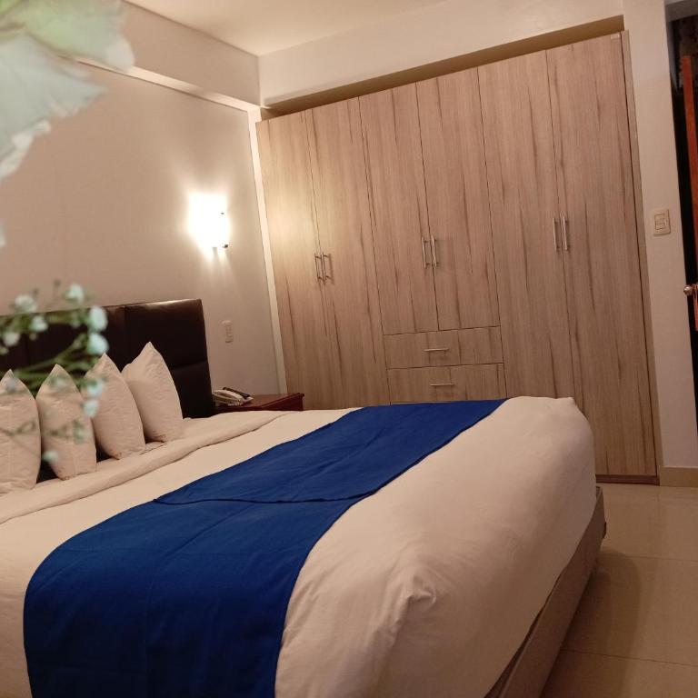 Aqua Hotel Cusco - Habitación con cama grande - 15