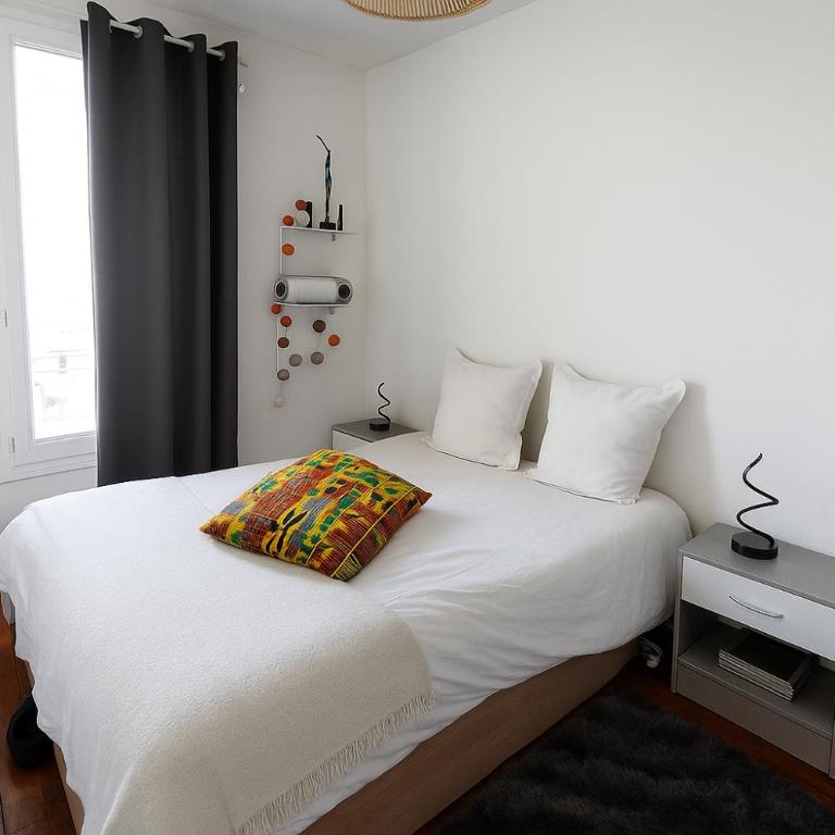 Étoile Montmartre- Vue Tour Eiffel - 3 min du Sacré-Cœur - Appartement 1 Chambre - 10