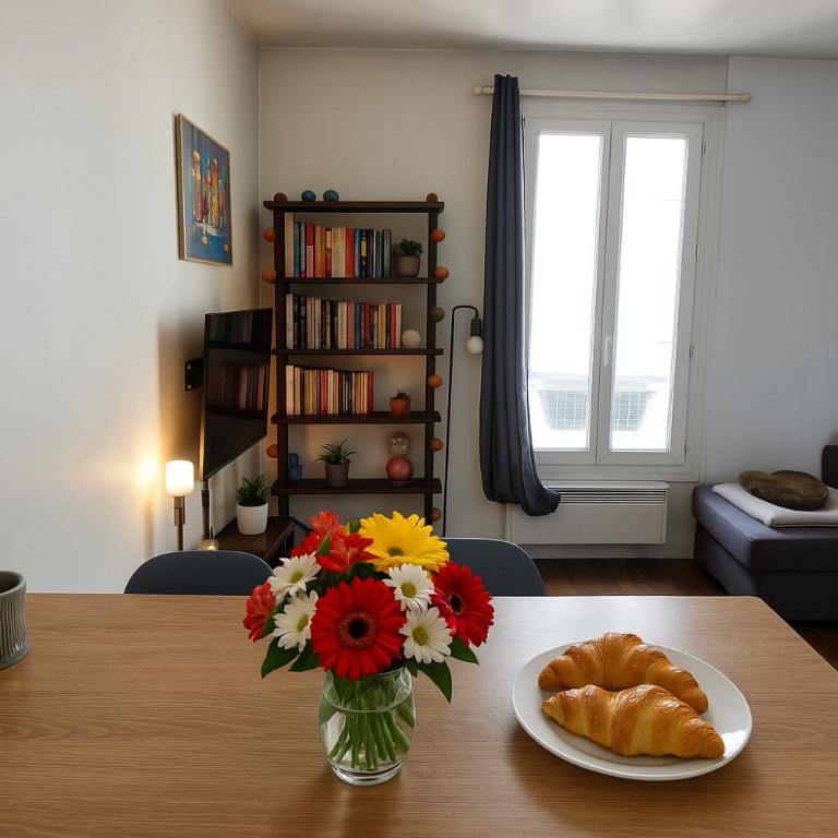 Étoile Montmartre- Vue Tour Eiffel - 3 min du Sacré-Cœur - Appartement 1 Chambre - 11