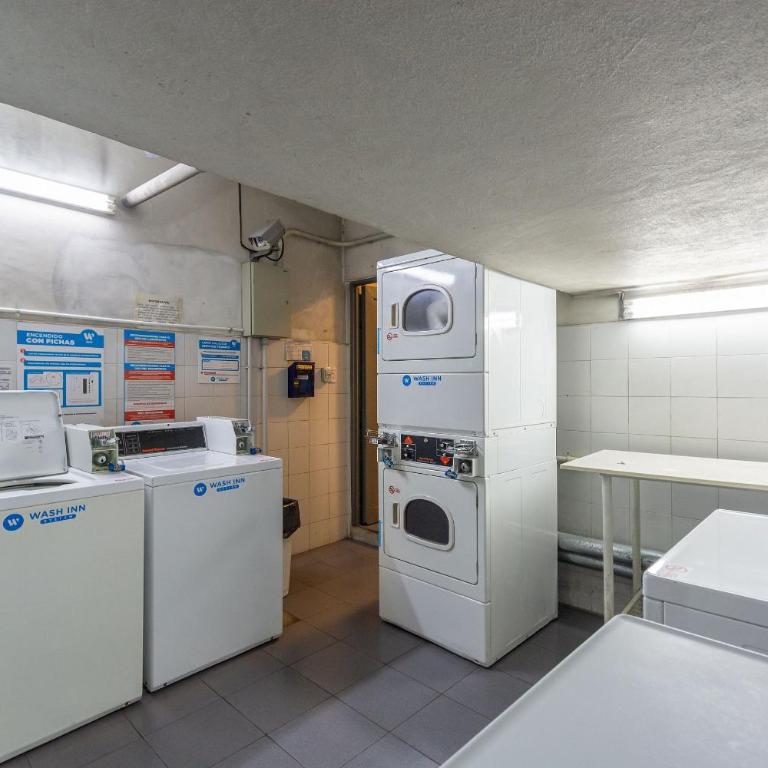 | Moderno en Av. Libertador | Seguridad 24hs | - Apartamento Superior - 49