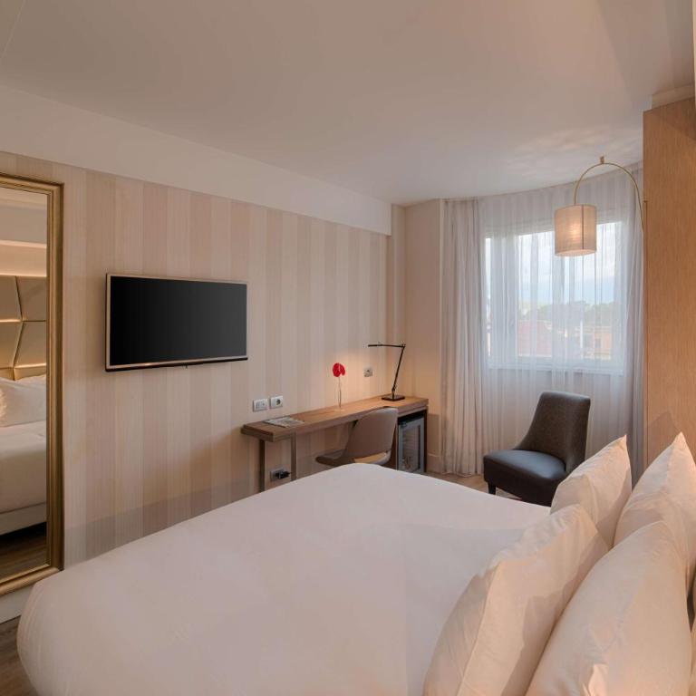 NH Collection Roma Centro - Superior Double or Twin Room - 1