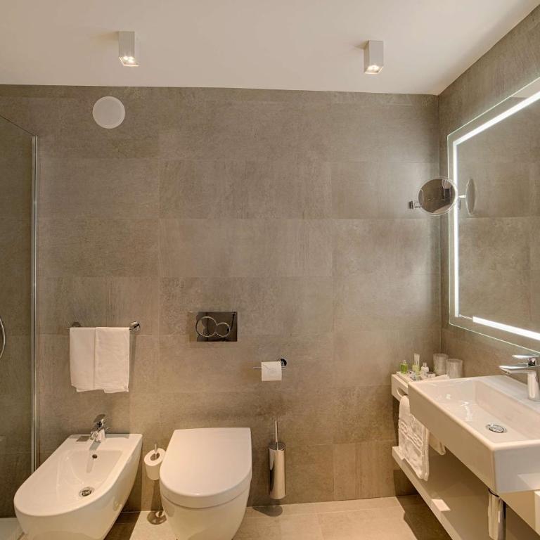 NH Collection Roma Centro - Premium Double or Twin Room with View - 2