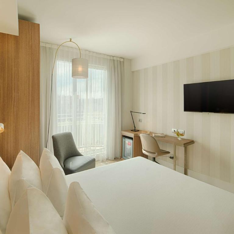 NH Collection Roma Centro - Superior Double or Twin Room - 2