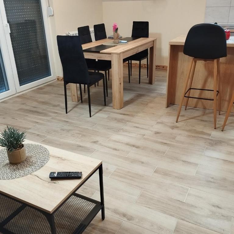 Belgrade City Home - Two-Bedroom Apartment - 10
