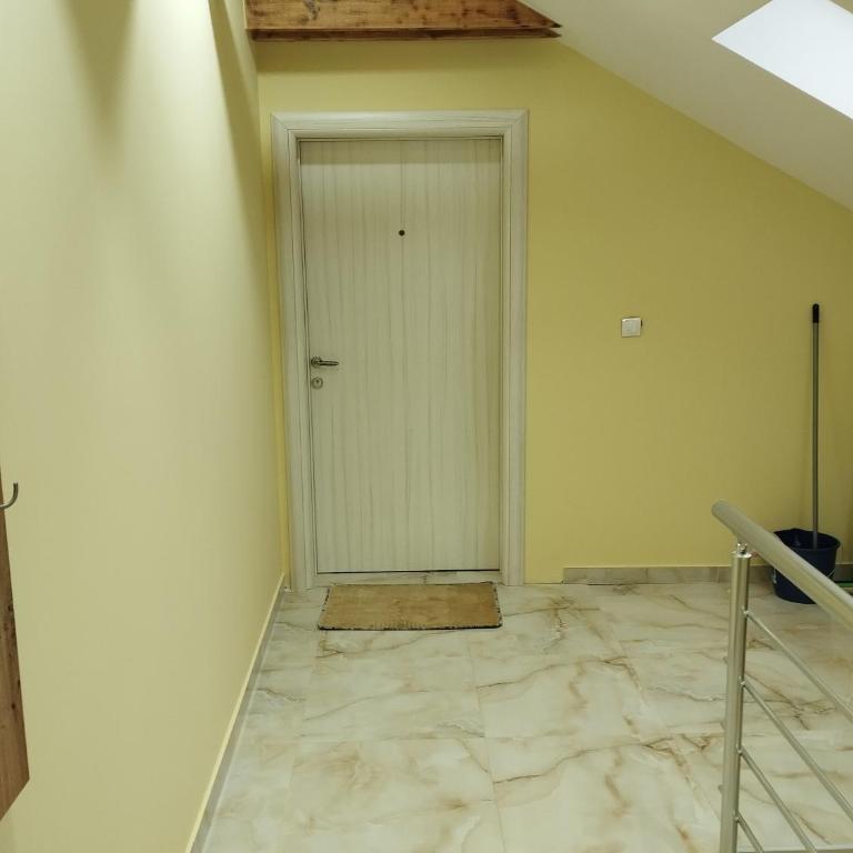 Belgrade City Home - Two-Bedroom Apartment - 21