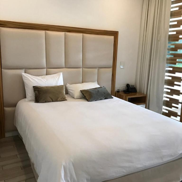Flor de Lis Suite - One-Bedroom Apartment - 7