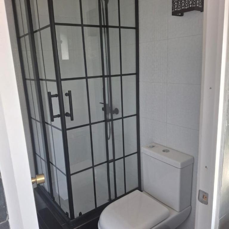 Hostal Abrazo de Maipu - Habitación Doble con baño privado - 1