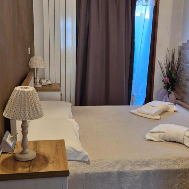 B&B Cascina Barolo - Chambre Quadruple Classique - 9